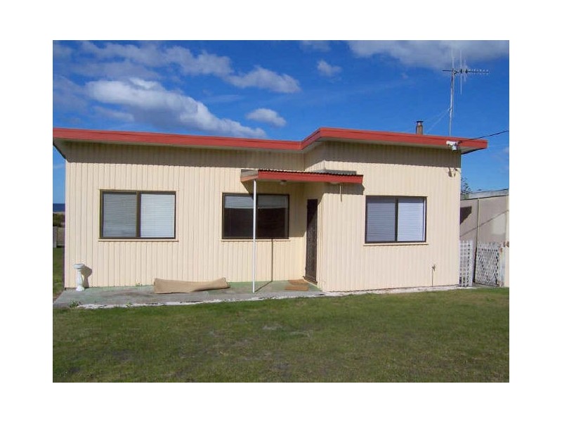 133 Scamander Avenue, Scamander TAS 7215