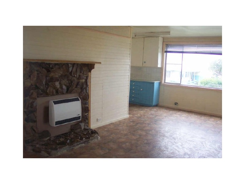 136 Scamander Avenue, Scamander TAS 7215