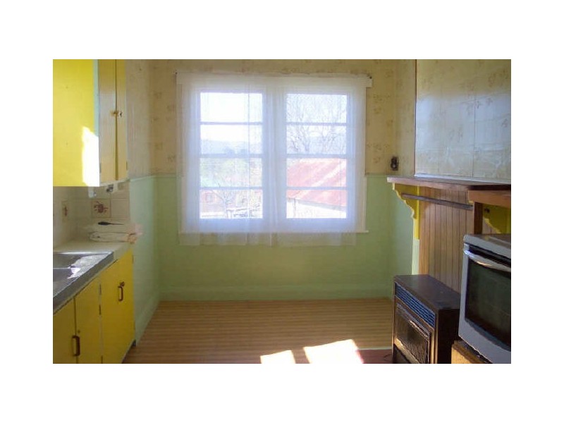 23 Cameron Street, St Marys TAS 7215