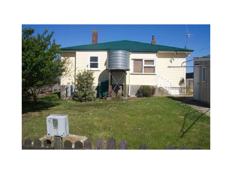 23 Cameron Street, St Marys TAS 7215