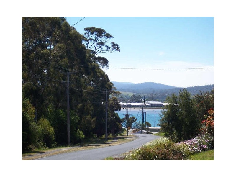 11 Penelope Street, St Helens TAS 7216