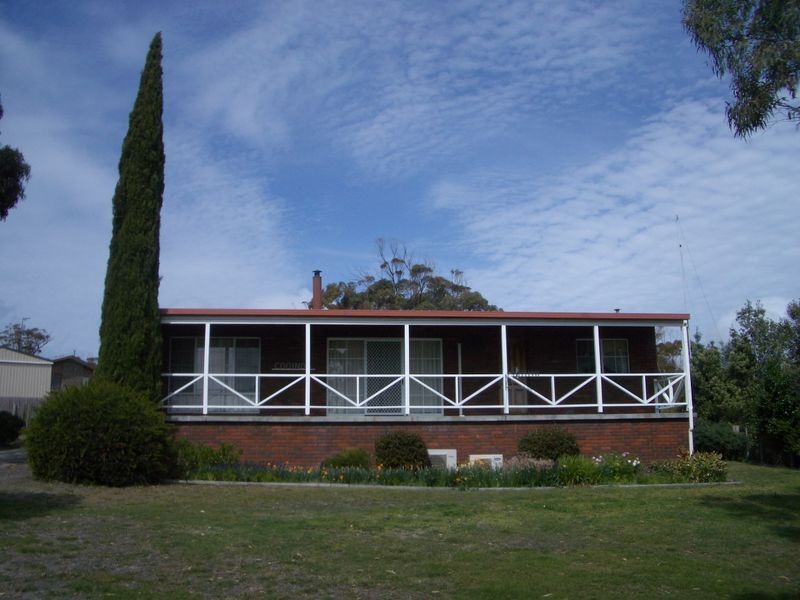 22 Beven Heights, Binalong Bay TAS 7216