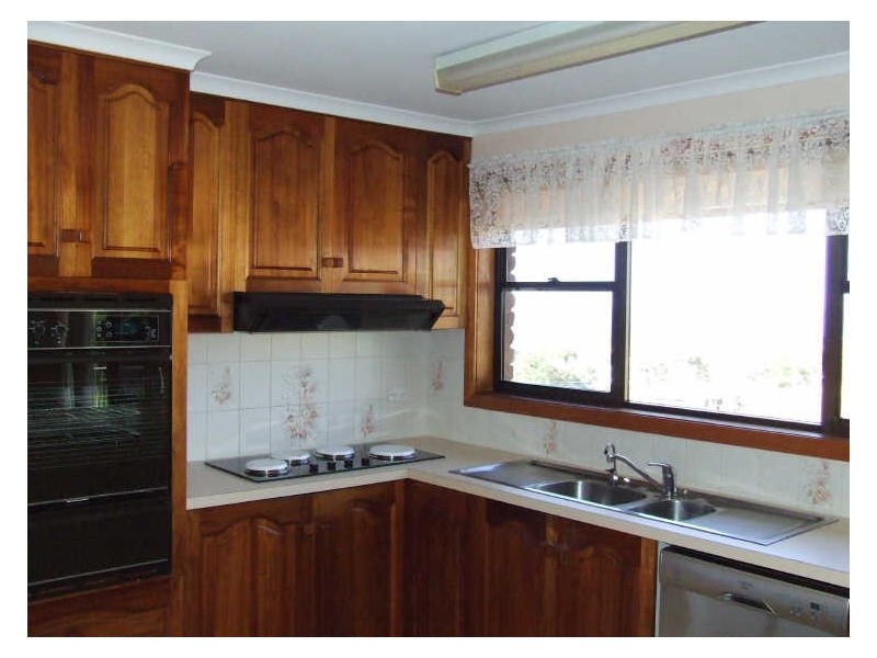 25-27 Erythos Grove, St Helens TAS 7216