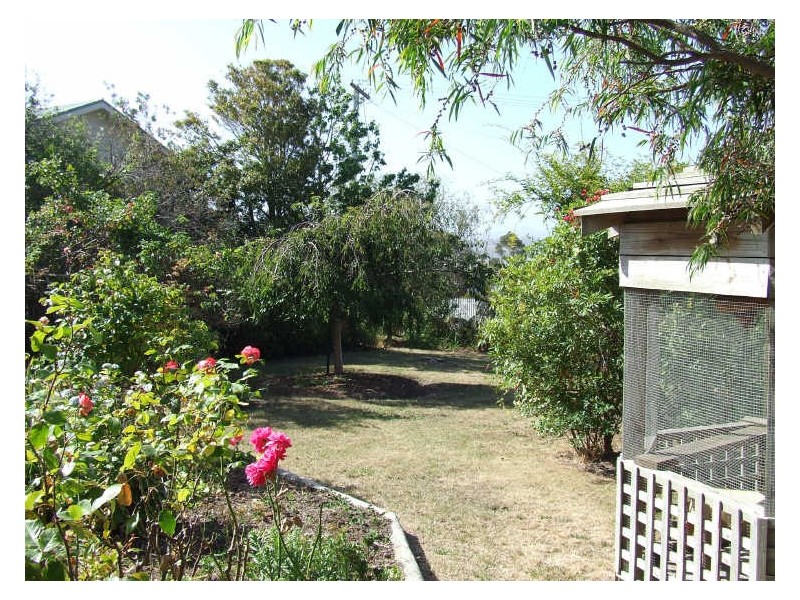 25-27 Erythos Grove, St Helens TAS 7216