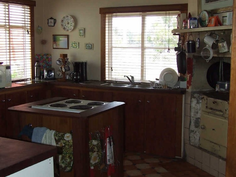 14 Medea Cove Esplanade, St Helens TAS 7216