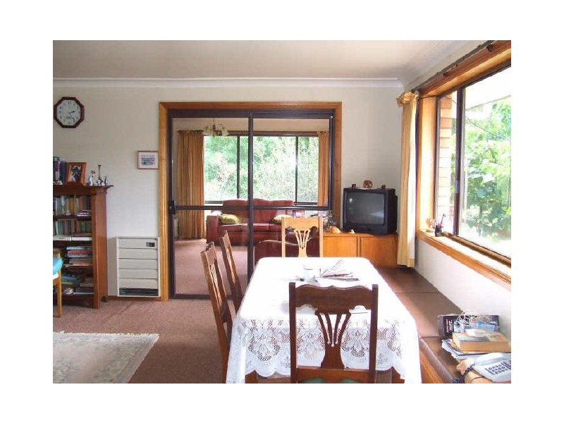 8 Doric Grove, St Helens TAS 7216