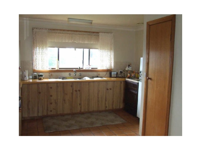 8 Doric Grove, St Helens TAS 7216