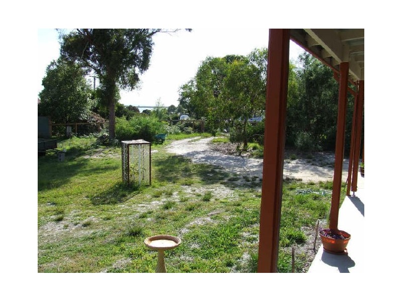 10 Cray Court, Binalong Bay TAS 7216