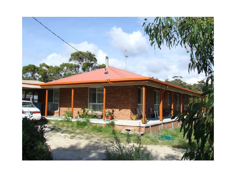 10 Cray Court, Binalong Bay TAS 7216