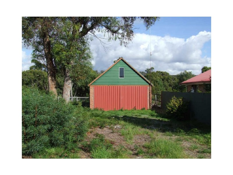 12 Cray Court, Binalong Bay TAS 7216