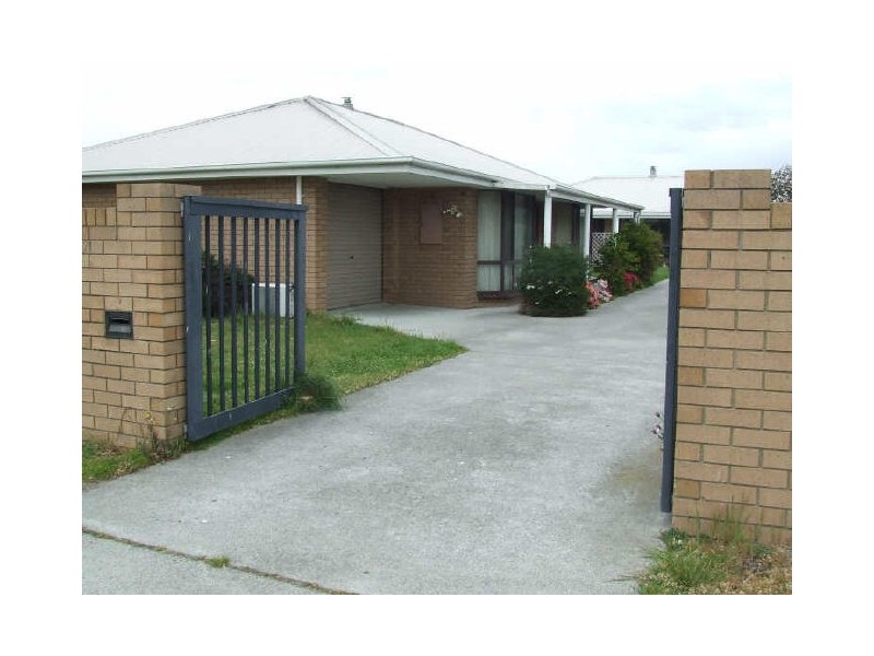 2/71 Tully Street, St Helens TAS 7216