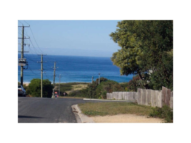 23 Skyline Drive, Beaumaris TAS 7215