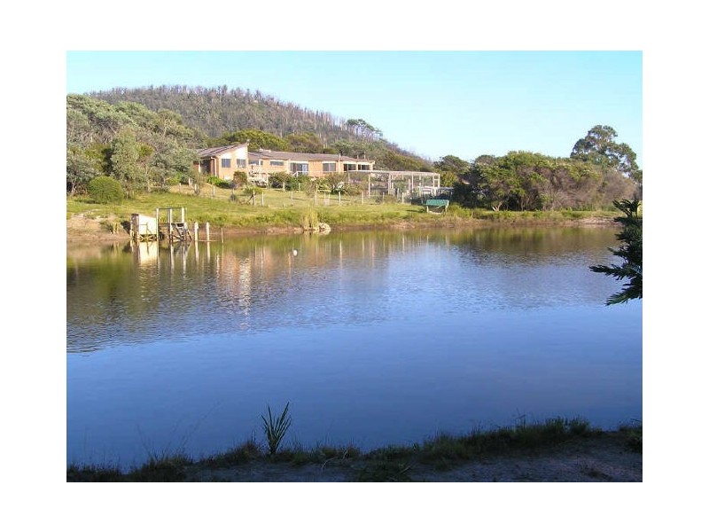21424 Tasman Highway, Chain Of Lagoons TAS 7215