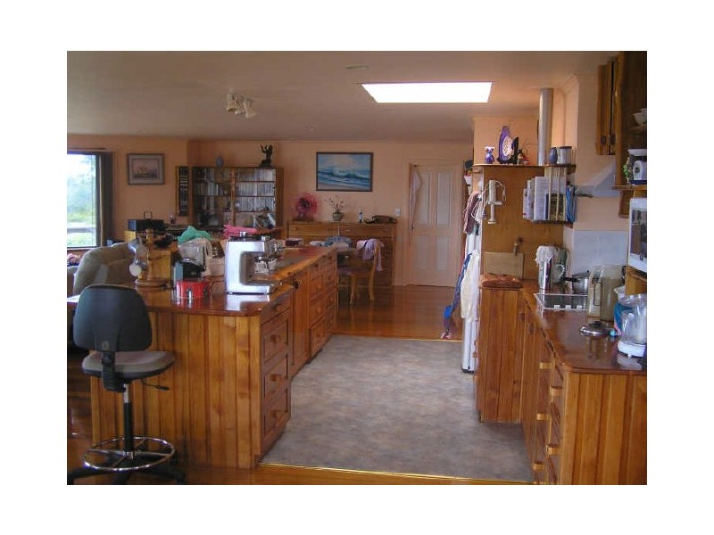 21424 Tasman Highway, Chain Of Lagoons TAS 7215
