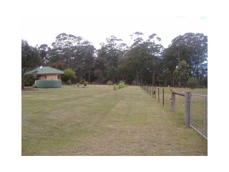 1 Eastern Creek Road, Scamander TAS 7215