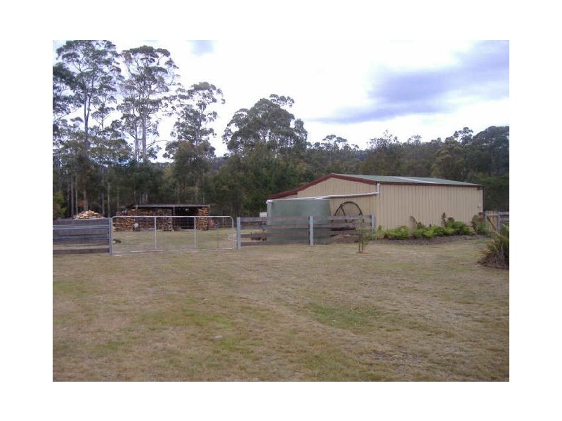 1 Eastern Creek Road, Scamander TAS 7215