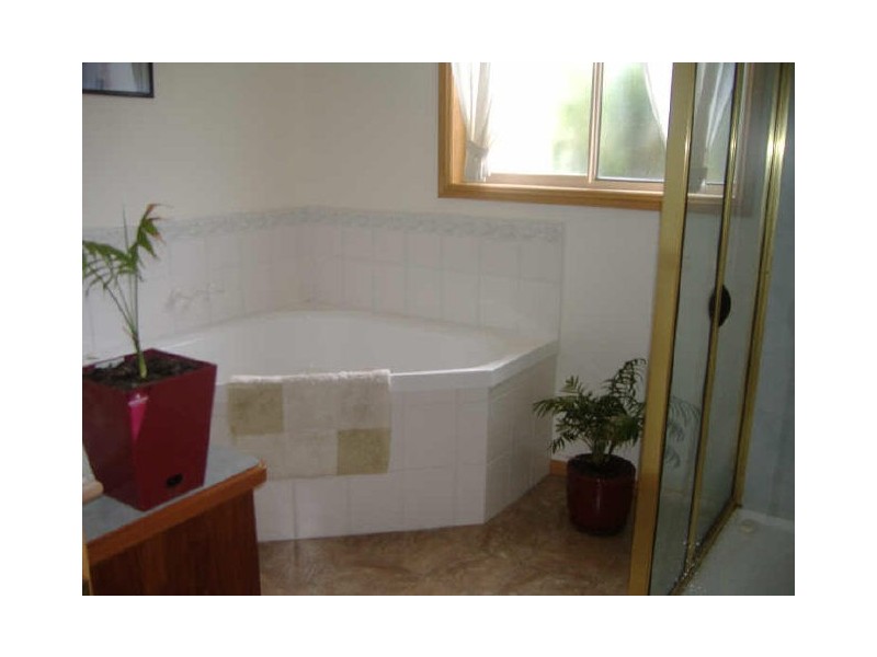 1 Eastern Creek Road, Scamander TAS 7215