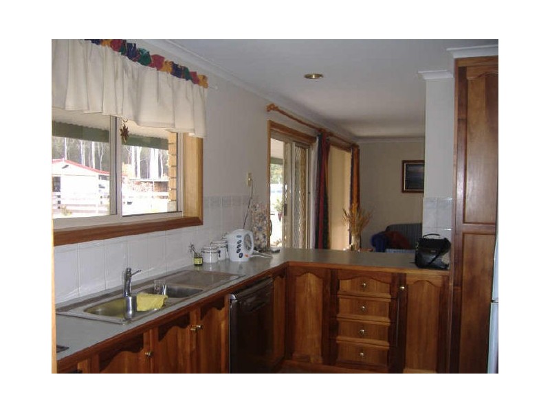 1 Eastern Creek Road, Scamander TAS 7215