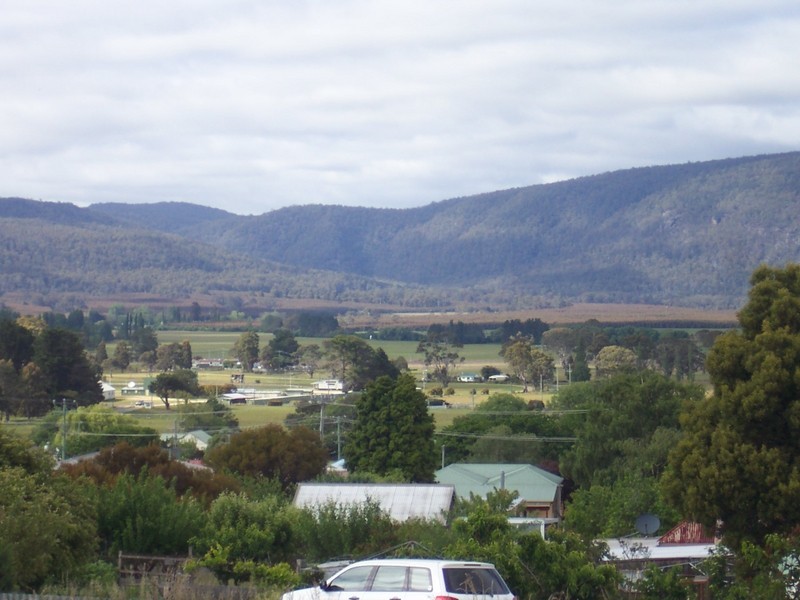 15 Clive Street, St Marys TAS 7215