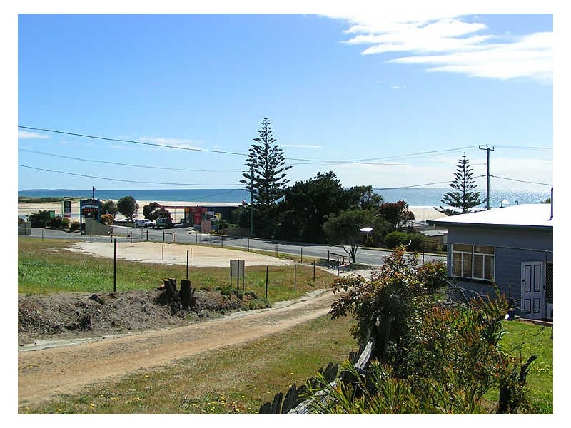 172 Scamander Avenue, Scamander TAS 7215