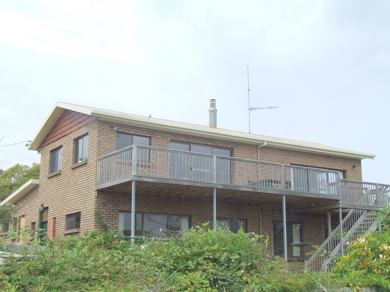 23 Pacific Drive, Binalong Bay TAS 7216