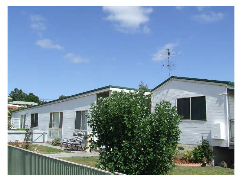 32 Tasman Highway, St Helens TAS 7216