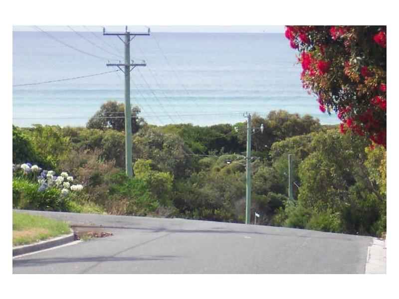 13 Reedy Road, Beaumaris TAS 7215