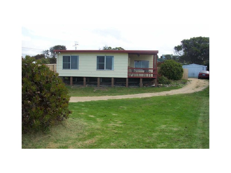 2 Dune Street, Scamander TAS 7215