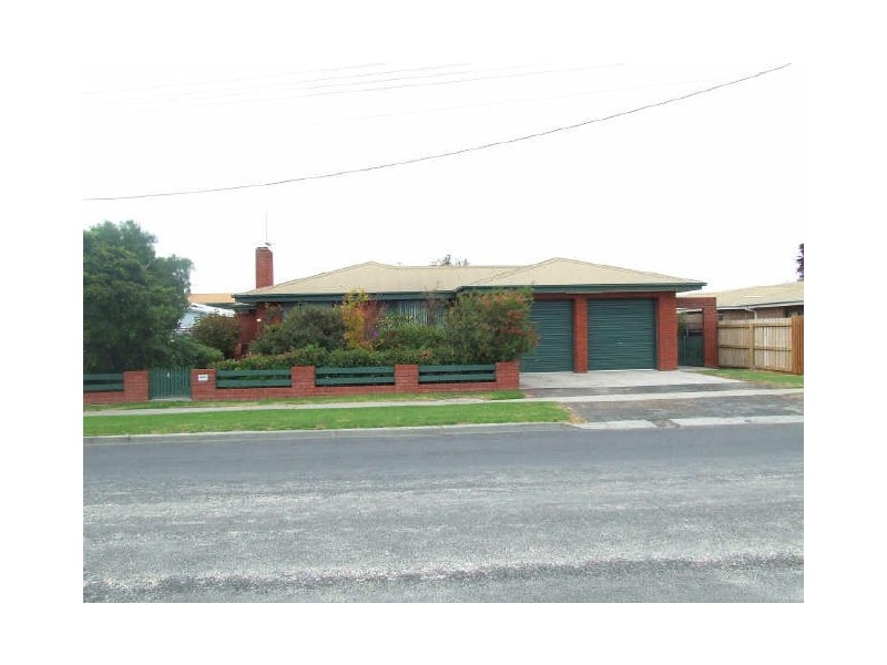 8 Groom Street, St Helens TAS 7216