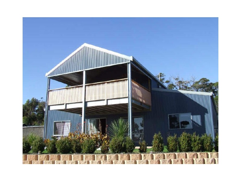 33 Coffey Court, Binalong Bay TAS 7216