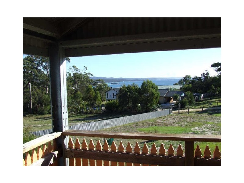 33 Coffey Court, Binalong Bay TAS 7216