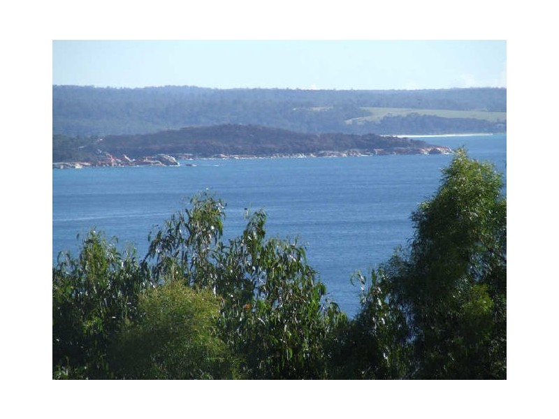 33 Coffey Court, Binalong Bay TAS 7216