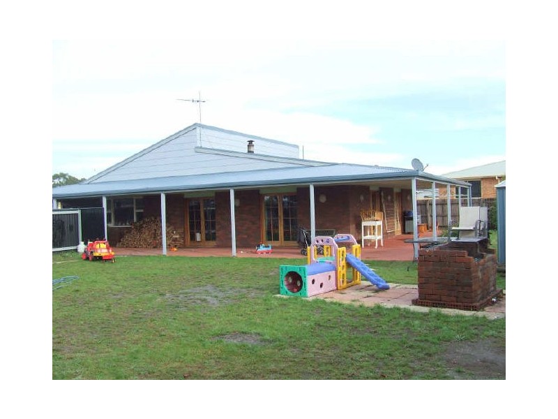 16 Dune Street, Scamander TAS 7215