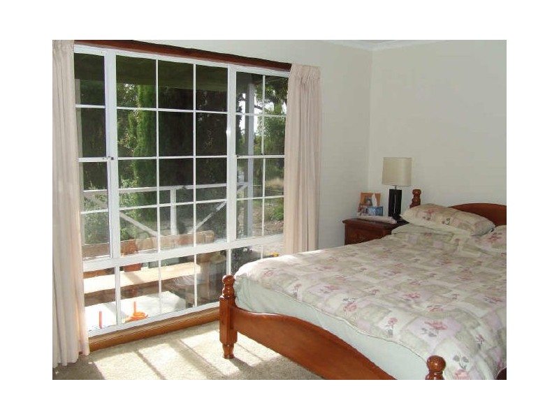 22 Beven Heights, Binalong Bay TAS 7216