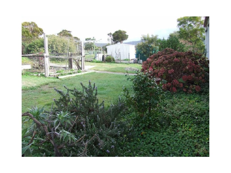 22 Beven Heights, Binalong Bay TAS 7216