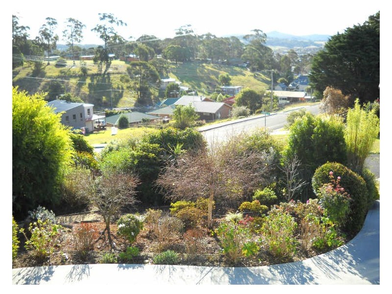8 Mimosa Street, St Helens TAS 7216