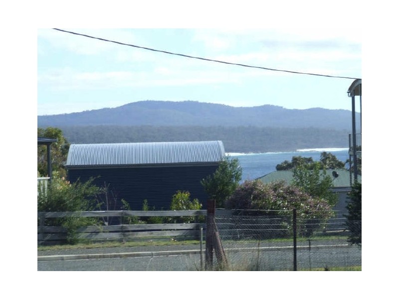 5 Barnett Close, Binalong NSW 2584