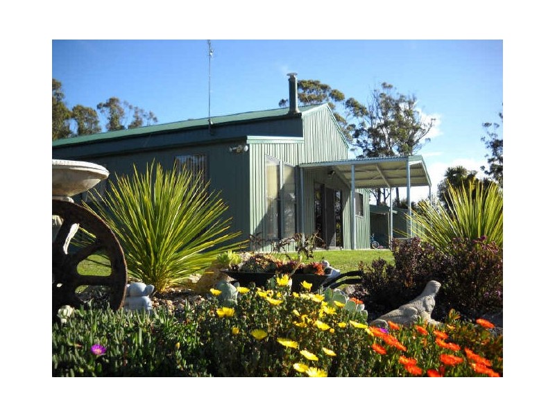 25824 Tasman Highway, St Helens TAS 7216
