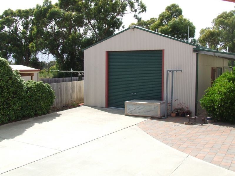 100 Parnella Drive, St Helens TAS 7216