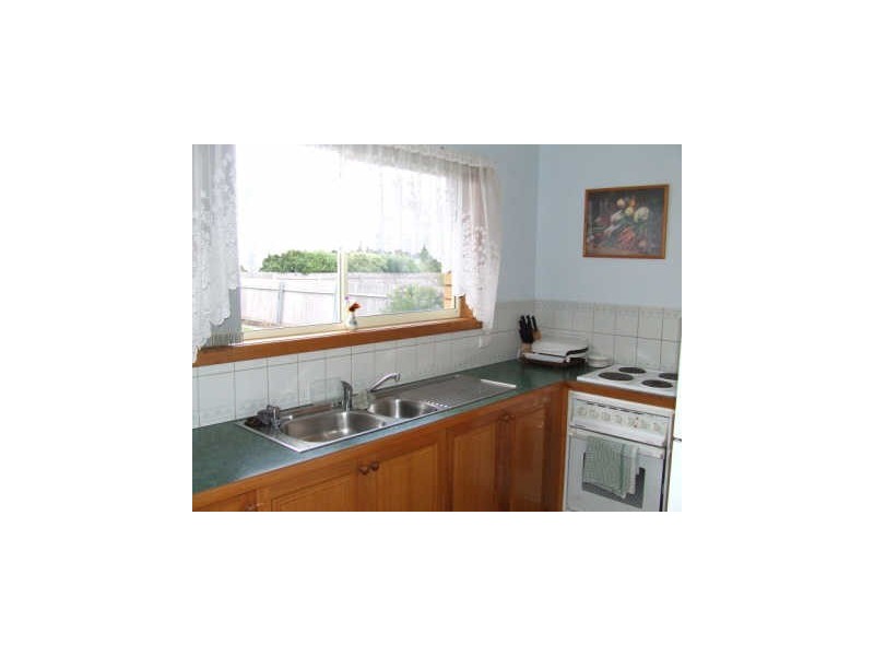 8B Tully Street, St Helens TAS 7216