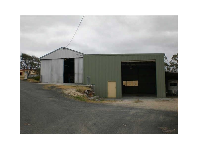 57 Hills Road, St Helens TAS 7216