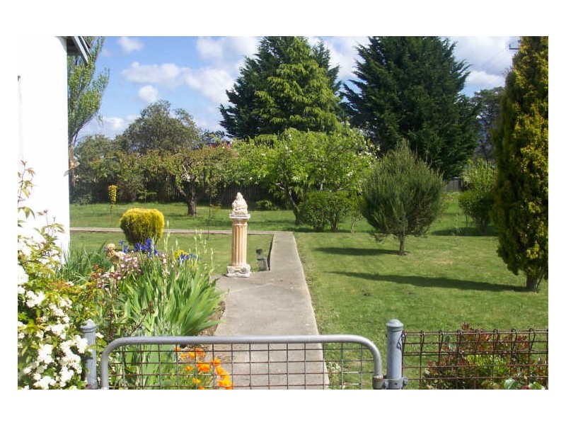 12-14 Main Road, St Marys TAS 7215