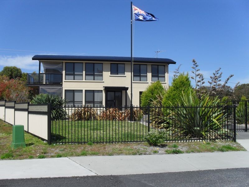 1 Karaka Close, Akaroa TAS 7216