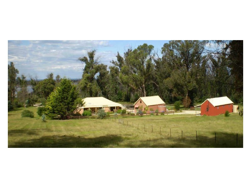 23131 Tasman Highway, Scamander TAS 7215
