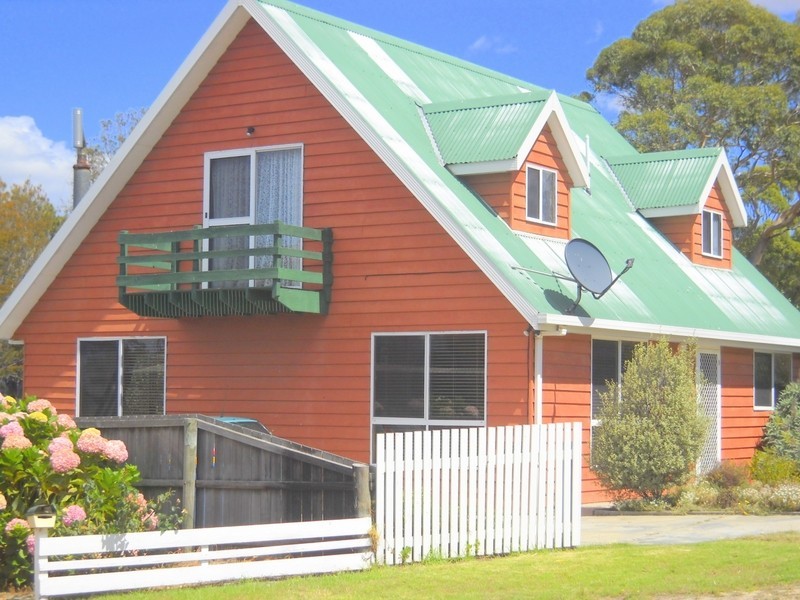 9 Upper Scamander Road, Scamander TAS 7215