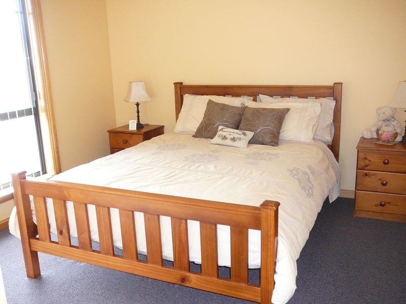 84 Parnella Drive, St Helens TAS 7216