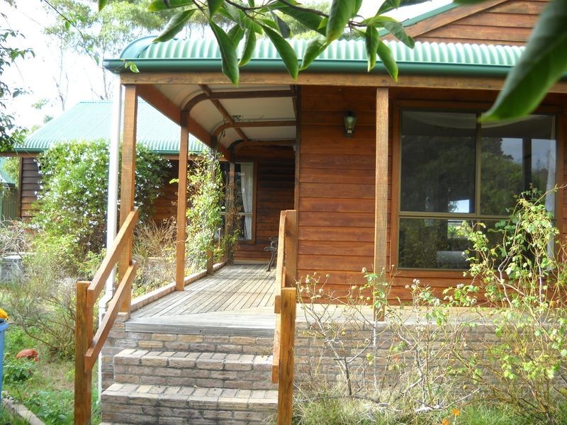 9 Dune Street, Scamander TAS 7215