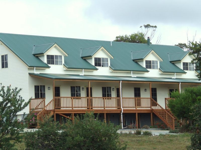 16 Belair Crescent, Beaumaris TAS 7215