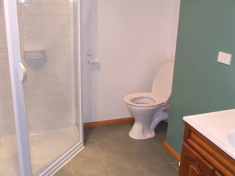 16 Belair Crescent, Beaumaris TAS 7215