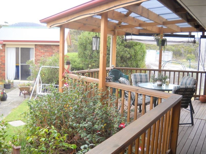 32 Seaview Avenue, Beaumaris TAS 7215